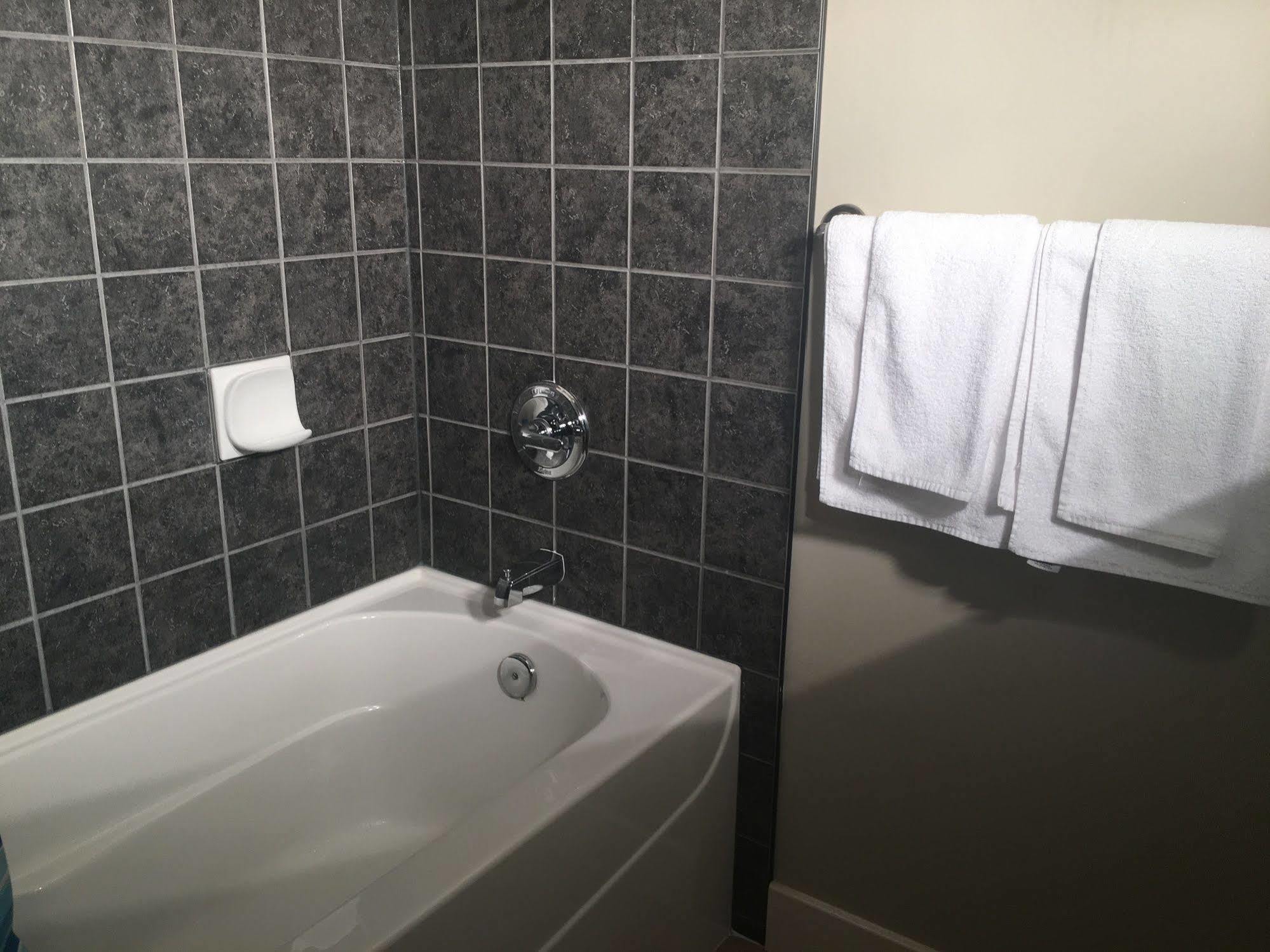 Olympic Suites 卡加利 外观 照片